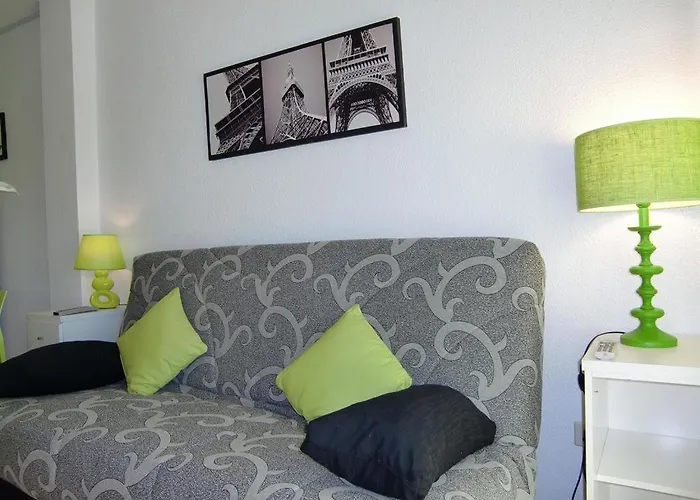 Estudios Marco Polo V.v. Apartament *